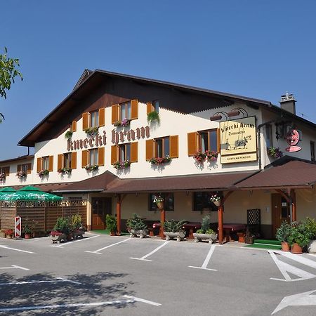 Penzion Kmecki Hram Liubliana Exterior foto