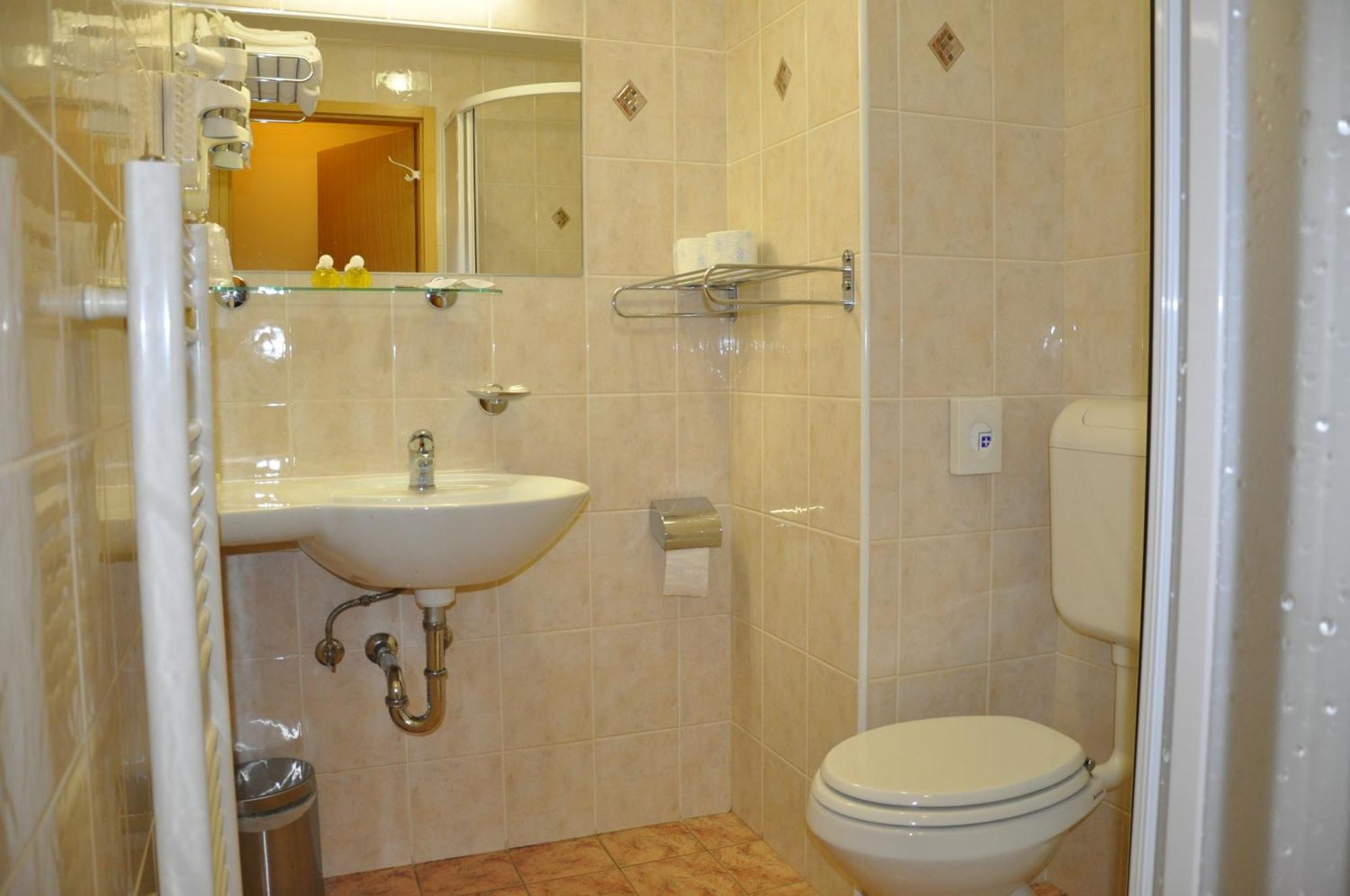 Penzion Kmecki Hram Liubliana Habitación foto